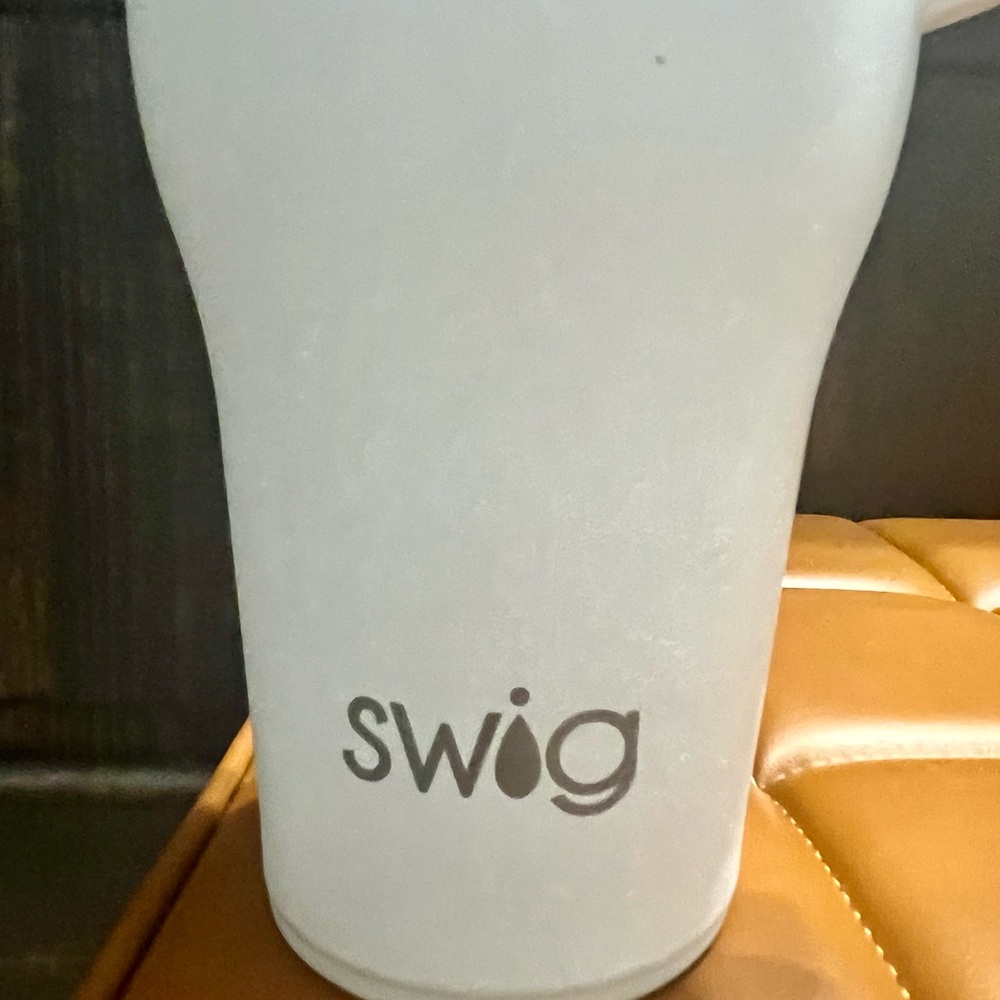 Swig White 40 oz Tumbler